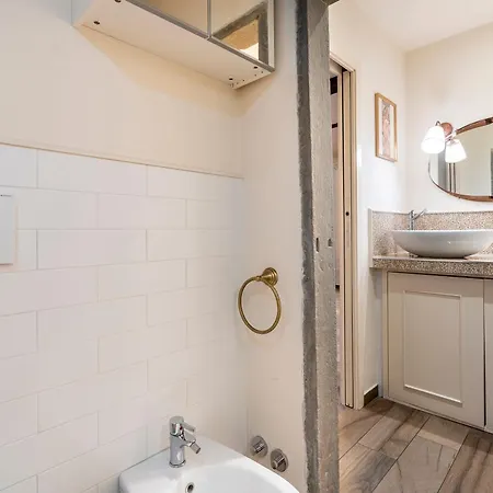 Apartment Leone Florence